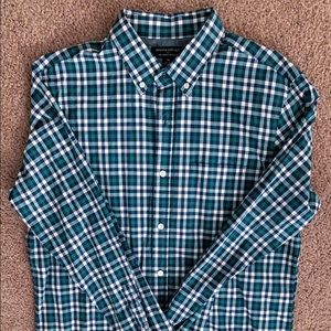 Banana Republic Men’s Plaid Button Up
